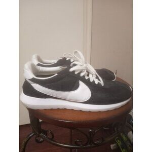 Nike Roshe LD-1000 QS Men's Sz 11 Running Shoes Sneakers Black White 802022-001